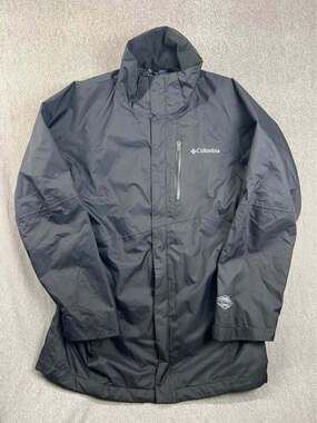 Columbia Omni-Tech Interchange Rain Jacket Shell, Women’s Small Black